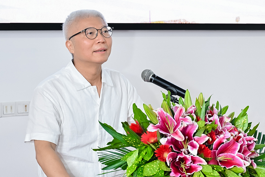 4、福州大学中国漆画艺术研究院名誉院长叶细致在开幕式上致辞.jpg